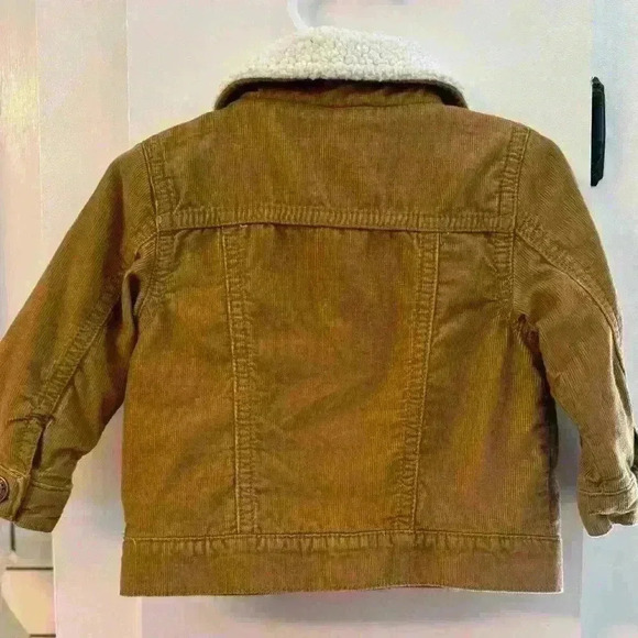 Carter’s corduroy jacket 6m tan/cream with buttons that snap for easyness EUC - Picture 2 of 3